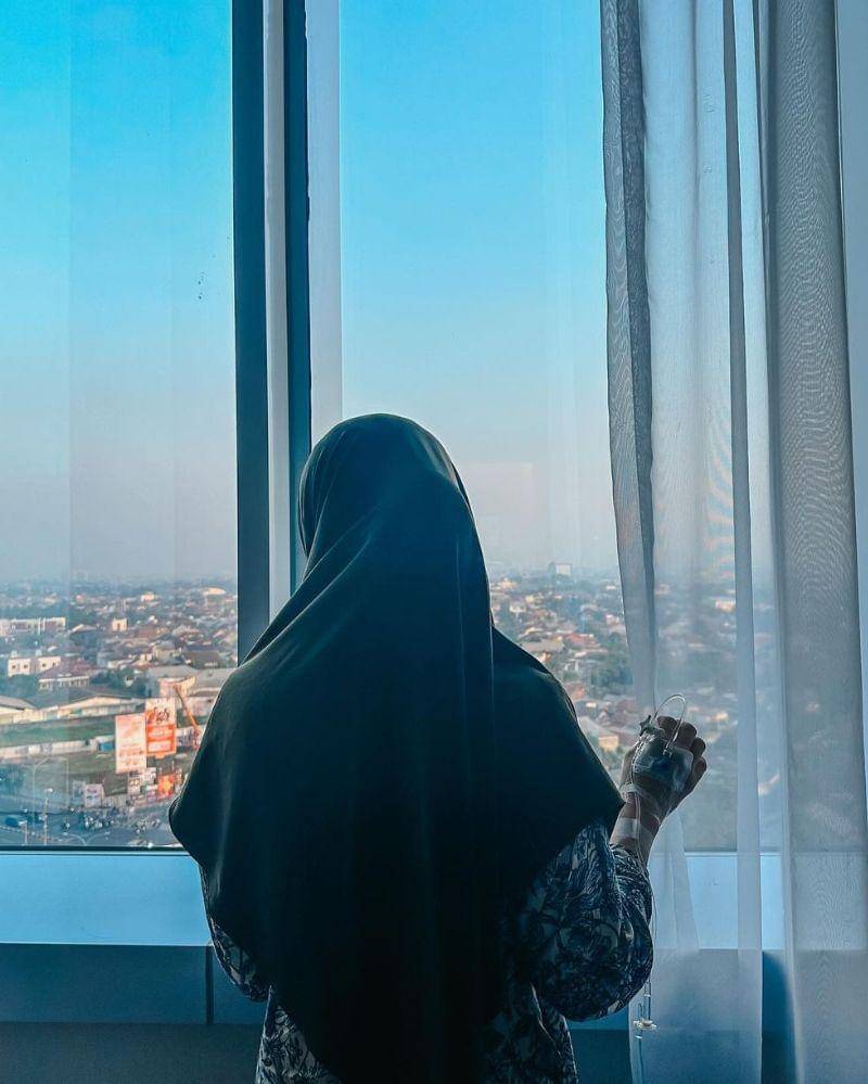 Instagram.com/larissachou